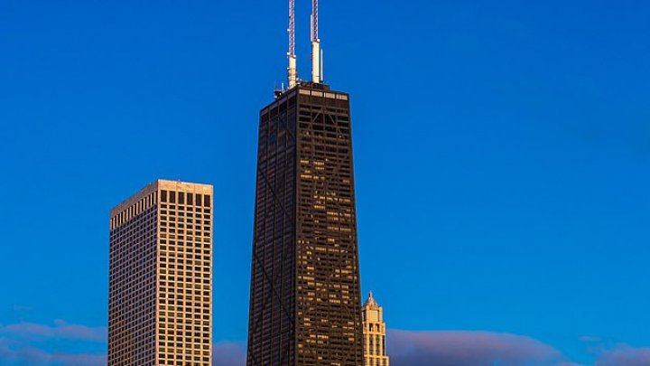 S-A PRĂBUȘIT! Un ascensor dintr-un zgârie-nori plin cu pasageri a căzut de la etajul 95 în Chicago