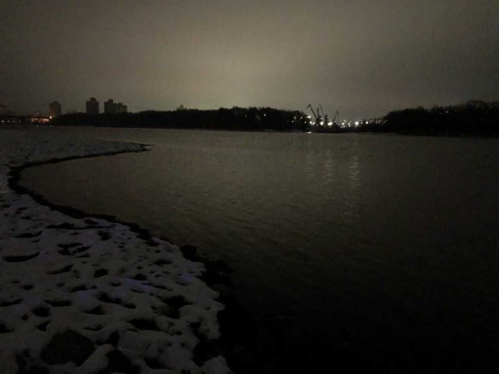 Business moldovenesc dat peste cap. Patru moldoveni, reținuți