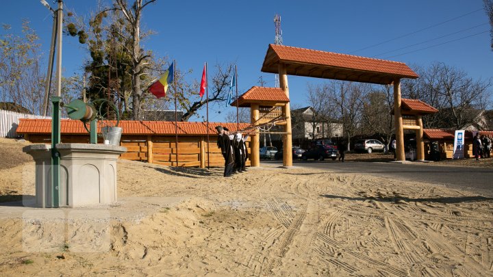 Dor de Codru, un nou traseu turistic în Moldova. Străinii, invitaţi să cunoască cultura, tradiţia şi gastronomia locală (FOTOREPORT)