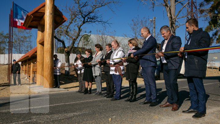 Dor de Codru, un nou traseu turistic în Moldova. Străinii, invitaţi să cunoască cultura, tradiţia şi gastronomia locală (FOTOREPORT)