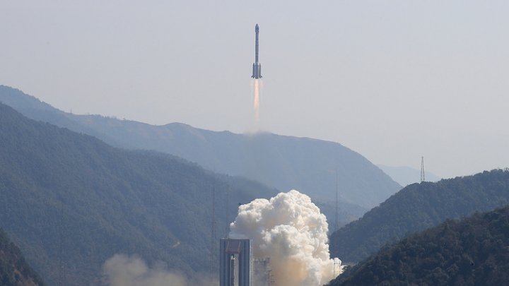 China a lansat cu succes al 41-lea satelit Beidou pe orbita Pământului