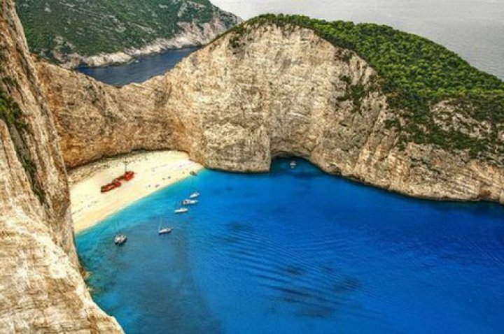 O plajă de pe insula grecească Zakynthos, desemnată cea mai frumoasă din lume (FOTO)