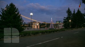 VREME RECE şi PRECIPITAŢII SUB FORMĂ DE LAPOVIŢĂ. Ce temperaturi ne aşteaptă în acest weekend 