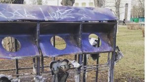 NESIMŢIRE TOTALĂ. Hoţii care au furat din Catedrala Mitropolitană, au incendiat şi tomberoanele de gunoi din apropiere ca SĂ NU LĂSE URME (FOTO)