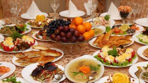 Gospodinele se pregătesc de Crăciun! Friptura, pârjoalele şi cârnaţii, vedetele mesei de sărbătoare 