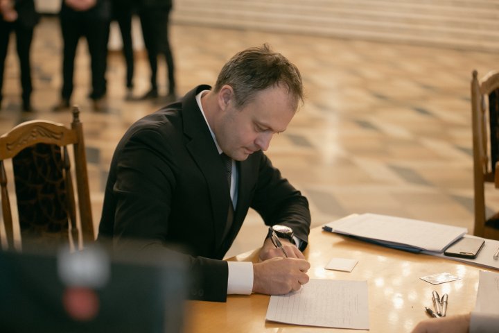 Partidul Democrat din Moldova va fi primul în buletinul de vot pentru alegerile parlamentare din februarie 2019 (GALERIE FOTO)