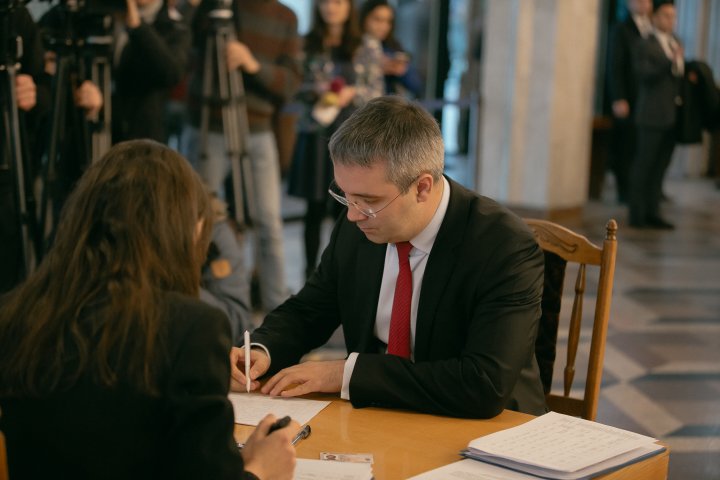 Partidul Democrat din Moldova va fi primul în buletinul de vot pentru alegerile parlamentare din februarie 2019 (GALERIE FOTO)