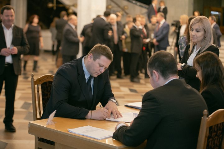 Partidul Democrat din Moldova va fi primul în buletinul de vot pentru alegerile parlamentare din februarie 2019 (GALERIE FOTO)