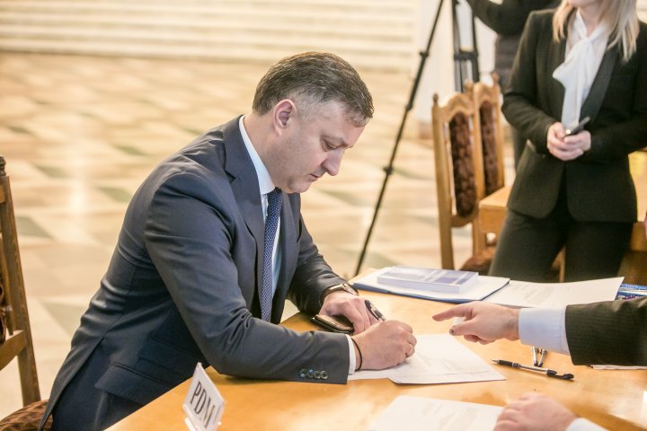 Partidul Democrat din Moldova va fi primul în buletinul de vot pentru alegerile parlamentare din februarie 2019 (GALERIE FOTO)