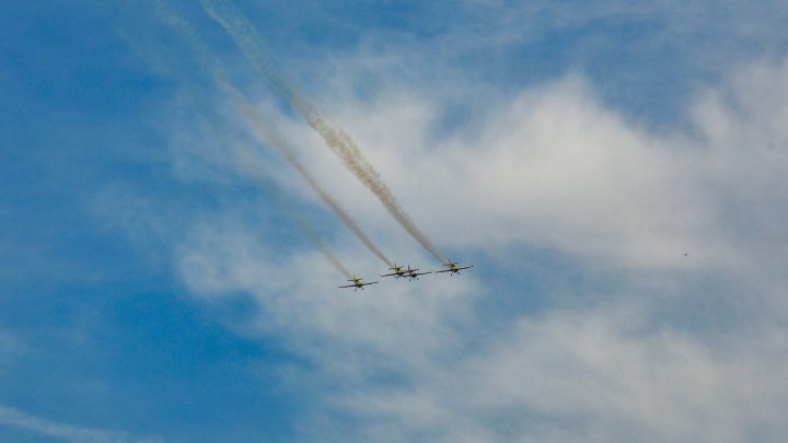 Astăzi este marcată ZIUA INTERNAŢIONALĂ A AVIAŢIEI CIVILE (GALERIE FOTO)