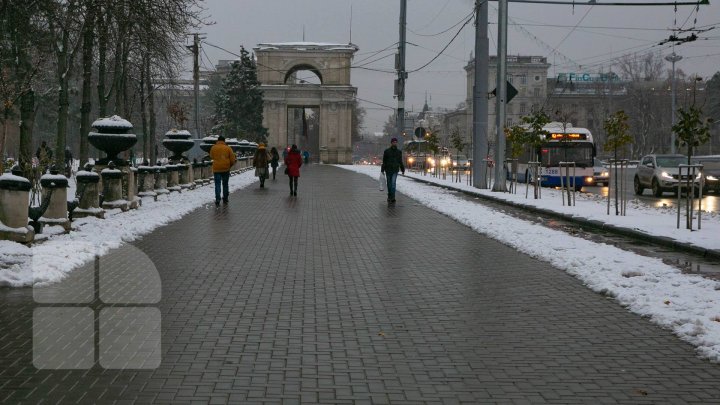 Vreme rea în următoarele zile. Anunţul meteorologilor