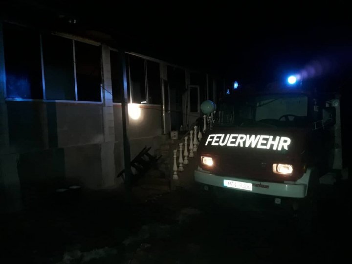 INCENDIU DEVASTATOR la mănăstirea Japca, din raionul Floreşti. Bunurile din lăcaş AU ARS aproape în totalitate (GALERIE FOTO)