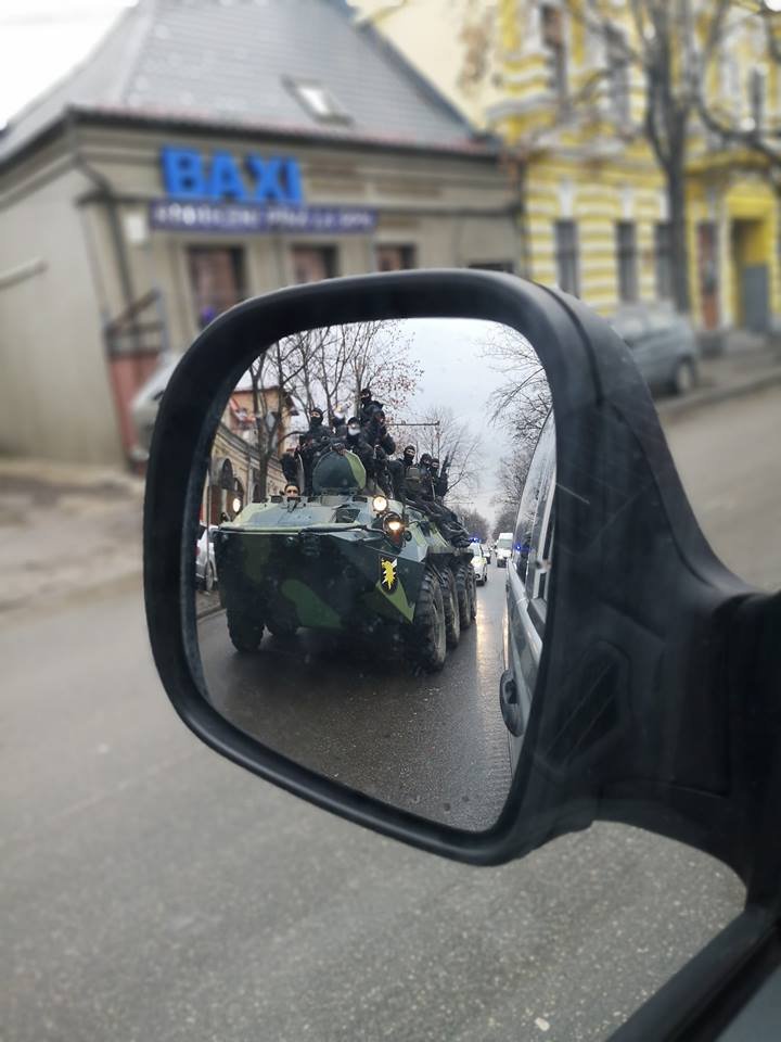 Şoferii din Chişinău, speriaţi de poliţiştii pe blindate (GALERIE FOTO/VIDEO)