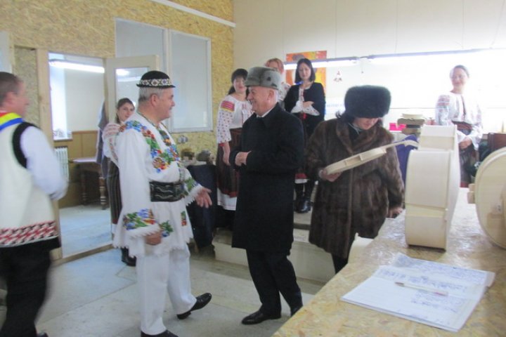 Prima fabrică de producere a instrumentelor muzicale din Moldova A FOST DESCHISĂ 