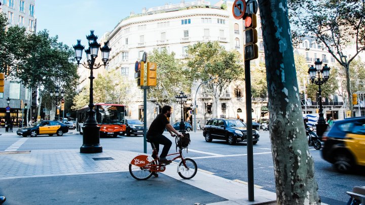 O ţară din Europa îşi va plăti locuitorii care vor circula mai mult cu bicicleta