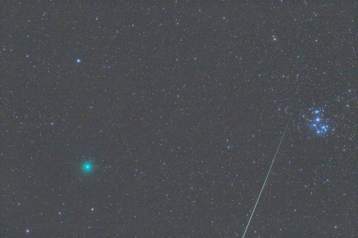 Imagine impresionantă! Cum arată COMETA CRĂCIUNULUI