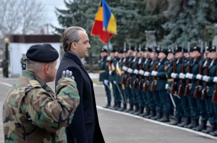 Un nou contingent al Armatei Naţionale pleacă în Kosovo (FOTO)