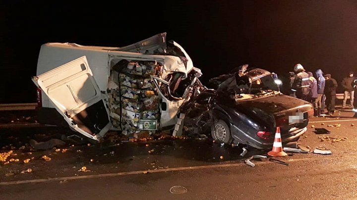 ACCIDENT TERIBIL în Krasnodar. Şase morţi după ce maşinile în care se aflau s-au ciocnit frontal