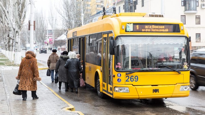 Veste proastă pentru locuitorii din stânga Nistrului. Se scumpeşte călătoria cu troleibuzul