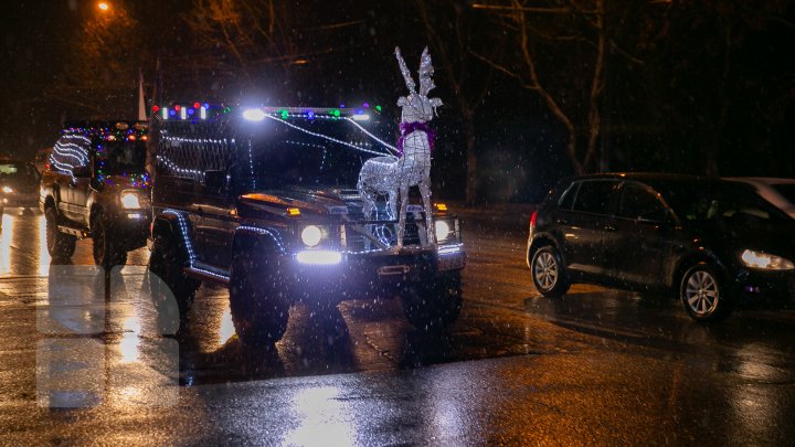 Pompierii şi salvatorii au lansat Caravana de Crăciun. Vor ajunge în 4 raioane ale ţării (FOTOREPORT)