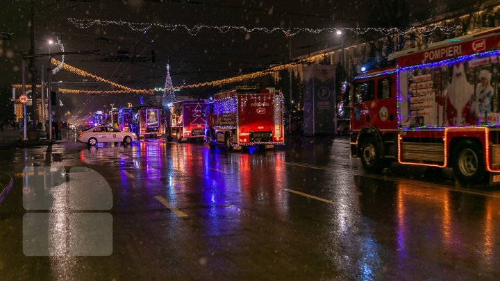 Pompierii şi salvatorii au lansat Caravana de Crăciun. Vor ajunge în 4 raioane ale ţării (FOTOREPORT)