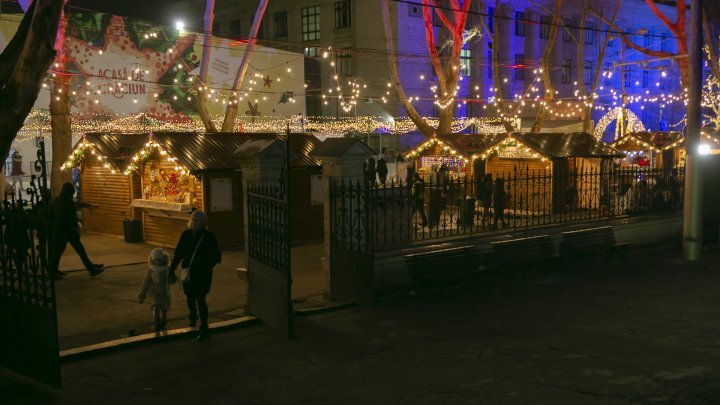 Târgul de Crăciun şi-a deschis porţile pentru mic şi mare. Ce spun vizitatorii 