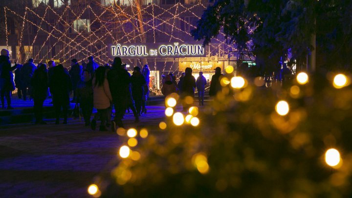 Târgul de Crăciun şi-a deschis porţile pentru mic şi mare. Ce spun vizitatorii 