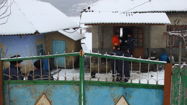 Tragedie în satul Brătuleni. O întreagă familie a murit într-un incendiu care le-a mistuit casa (FOTO)