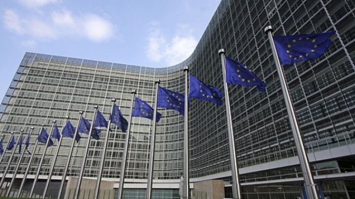 Parlamentul European cere ca UE să instituie vize umanitare pentru refugiaţi