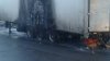 Un TIR încărcat cu făină şi macaroane a luat foc din mers pe şoseaua Munceşti (GALERIE FOTO/VIDEO)