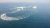 Două nave au luat foc în largul Strâmtorii Kerci din Marea Neagră (VIDEO)