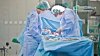 Premieră medicală în SUA: Medicii au reușit să facă un transplant de rinichi de la o donatoare infectată cu HIV