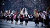 FESTIVAL COLORAT ÎN BULGARIA. Dansatorii au alungat duhurile rele din orășelul Pernik