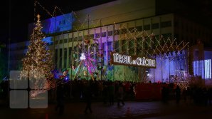 Lupii lui Alex Calancea au încins atmosfera, aseară, la Târgul de Crăciun din Capitală