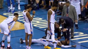 Baschetbalistul Nerlens Noel a suferit o accidentare gravă. A fost scos pe targă din arenă