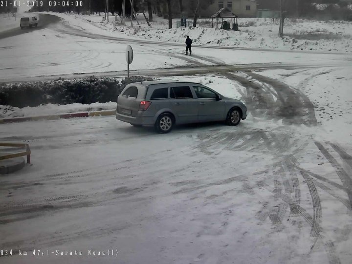 ATENŢIE ŞOFERI! Cum se circulă pe drumurile naţionale din ţară (GALERIE FOTO)