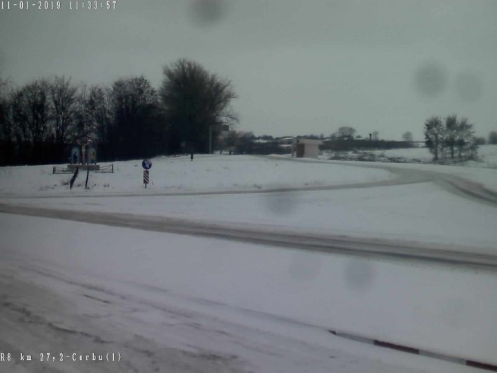 Cod galben de ninsoare abundentă în țară. Cum se circulă pe drumurile naționale (GALERIE FOTO)