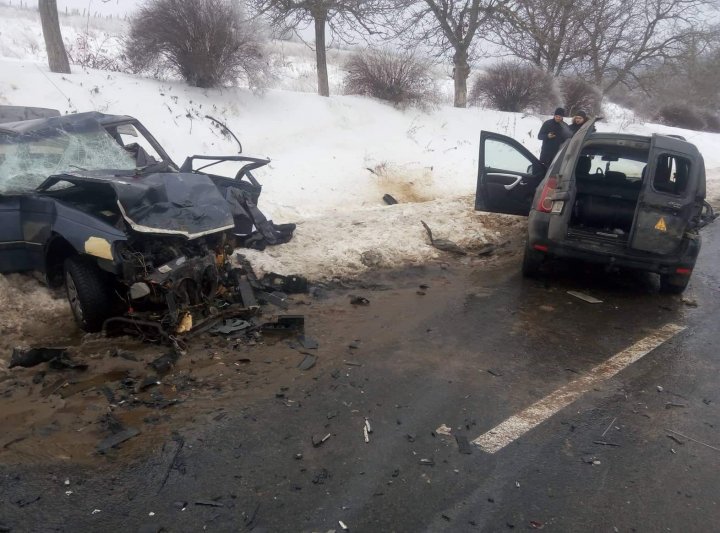 ACCIDENT FATAL în satul Bardar. Două persoane au MURIT, printre care un bebeluș (IMAGINI CU PUTERNIC IMPACT EMOŢIONAL)