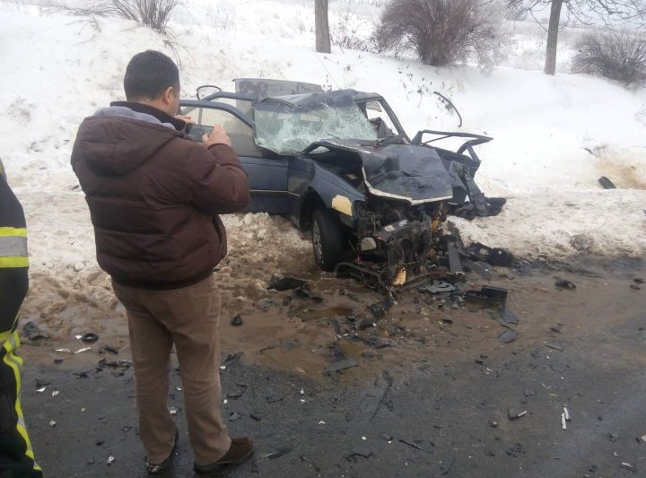 ACCIDENT FATAL în satul Bardar. Două persoane au MURIT, printre care un bebeluș (IMAGINI CU PUTERNIC IMPACT EMOŢIONAL)