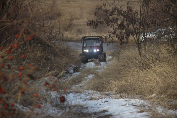 Cum arată șenilatele IGSU cu care pompierii au intervenit pe drumurile impracticabele din țară (FOTOREPORT)