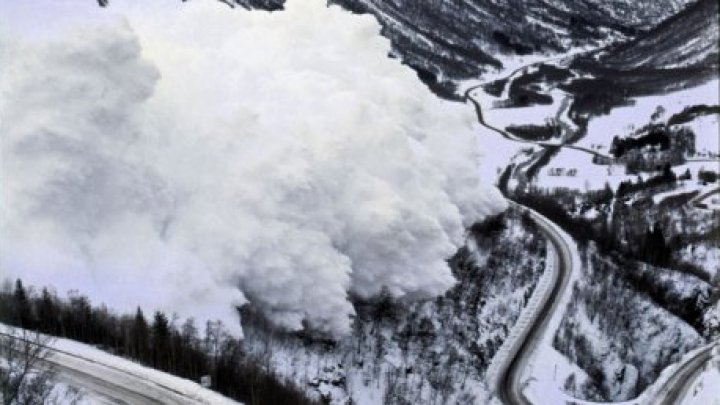 O avalanşă a lovit două hoteluri în Austria. Nicio persoană nu a avut de suferit