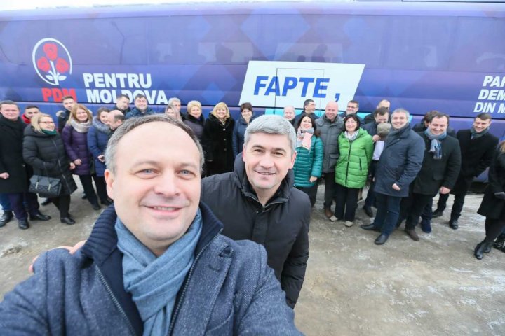 Încrezători în victorie, candidații democrați au dat startul caravanei electorale a PDM