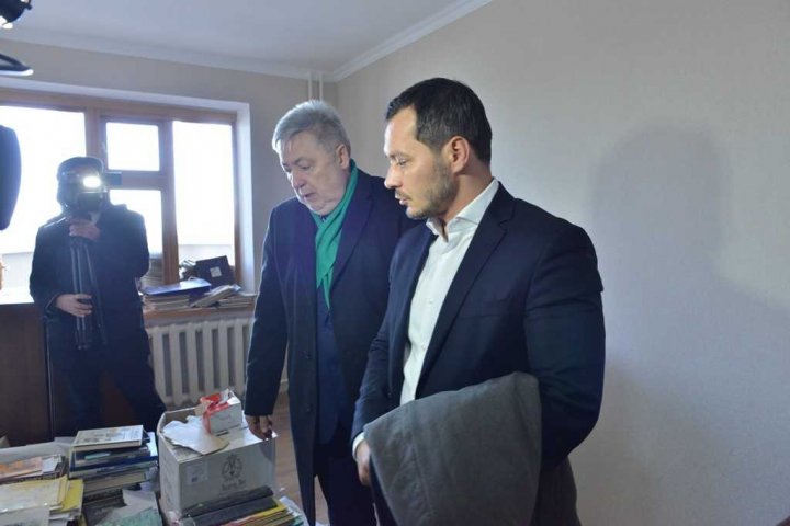 AU REVENIT ACASĂ! Locatarii din apartamentele distruse de Explozia din Râșcani au primit cheile