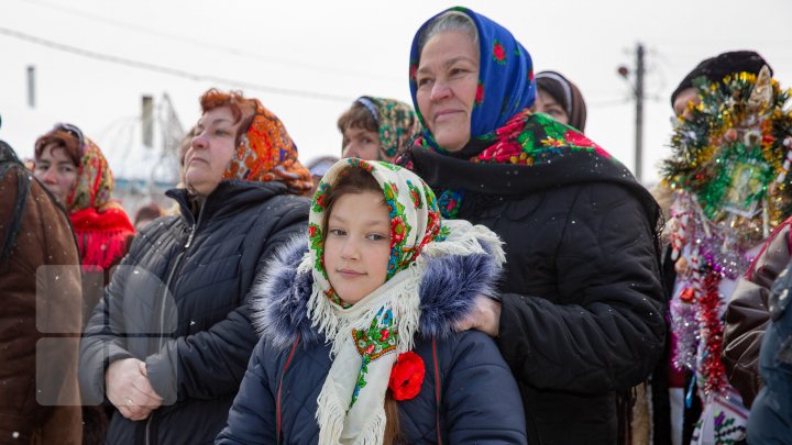 Festivalul colindelor la Manastirea Tiganesti (FOTOREPORT)