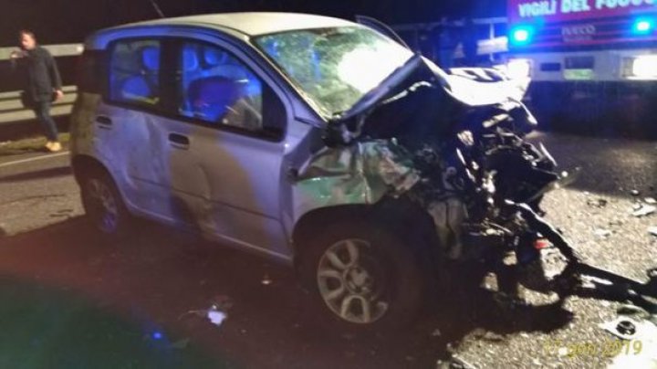 ACCIDENT CUMPLIT în Italia. Patru români au MURIT, în timp ce erau urmăriţi de poliţie (FOTO)