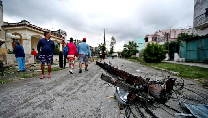 Tornadă ucigașă în Cuba: Cel puţin 4 morţi şi 195 de răniţi