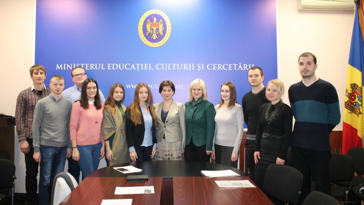 Secretarul de stat Elena Belei i-a felicitat pe studenții-doctoranzi care vor beneficia în acest an de Bursa de Excelență a Guvernului și de Bursa nominală