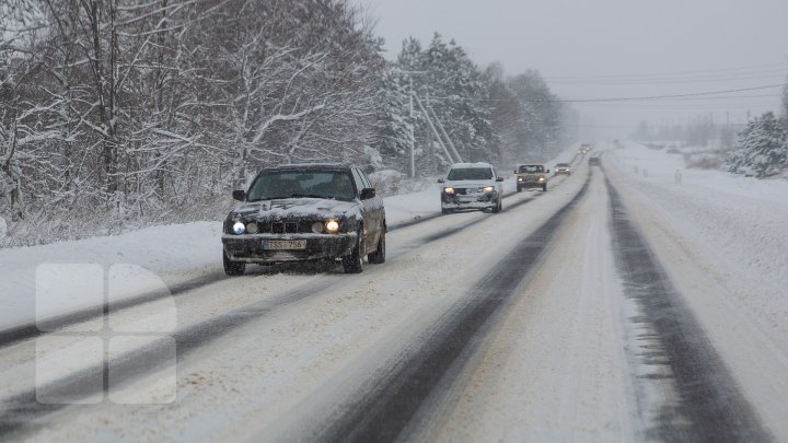 MĂSURI DE URGENŢĂ din cauza URGIEI ALBE. Zăpada şi viscolul s-au dezlănţuit în Moldova. Cum se circulă pe drumurile din țară