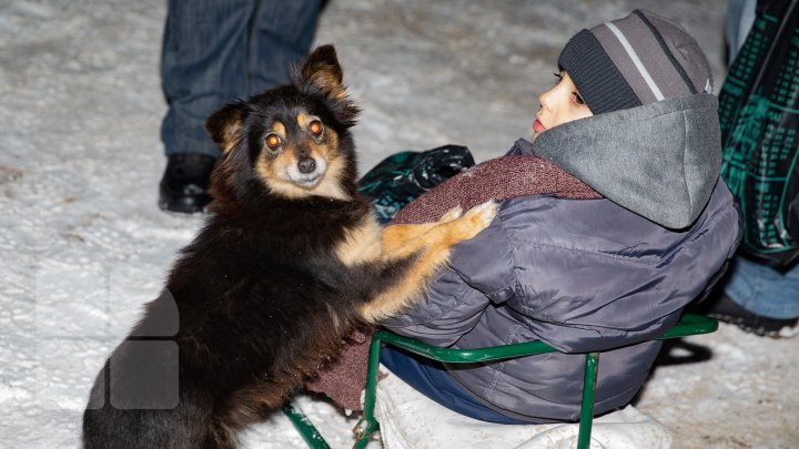 Tradițiile aproape că se uită la sate. În ce localitate din țară se mai adună oamenii la Jocul Mare (FOTOREPORT)