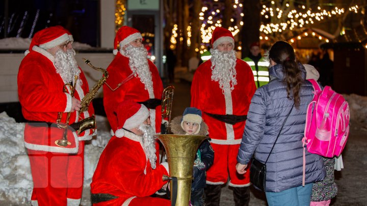 Pavel Filip la închiderea Târgului de Crăciun: Târgul a devenit o frumoasă tradiție, pe care sper să o văd și în anii următori (FOTOREPORT)